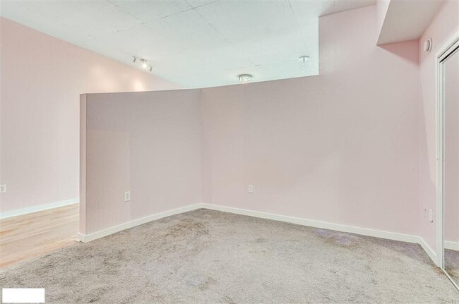 Building Photo - 3324 Peachtree Rd NE