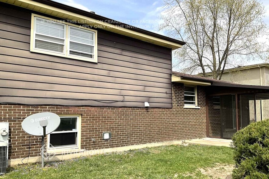 Building Photo - 6215 Sunflower Dr