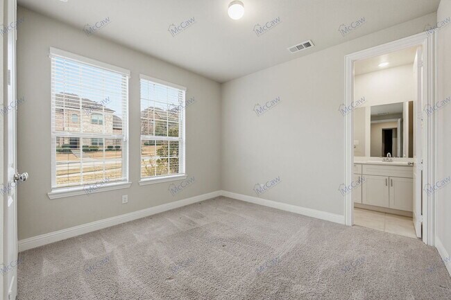 Building Photo - 9698 Staffordshire Rd