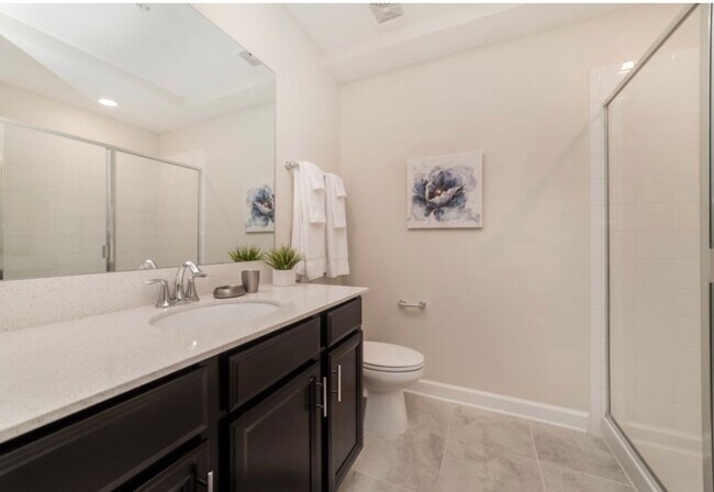 Building Photo - BEAUTIFUL CHAMPIONS GATE 2 BED 2 BATH COND...