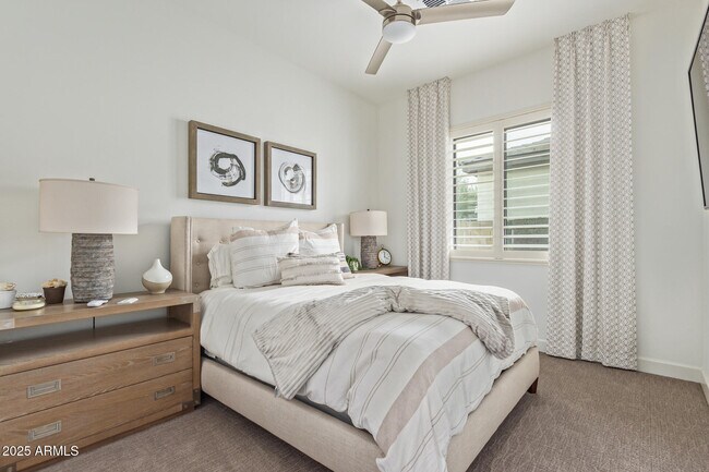 Building Photo - 4601 S Pinaleno Dr