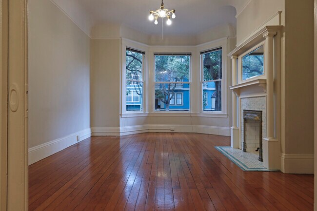 Building Photo - 84a Sanchez St