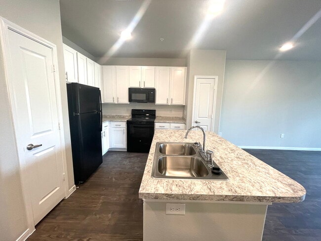 Building Photo - 12005 U.S. 380 Apt #6221, Aubrey, TX 76227 - 1 BR 1 BA condo