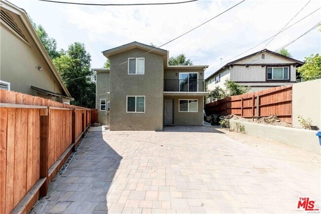 Building Photo - 22849 MacFarlane Dr