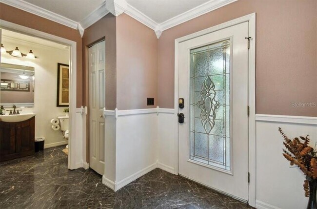 Building Photo - 18907 Randall Pl