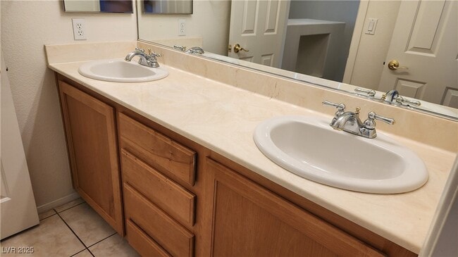 Building Photo - 10083 Bright Charisma Ct