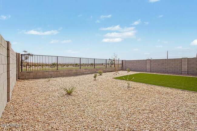 Building Photo - 38155 W Giallo Ln