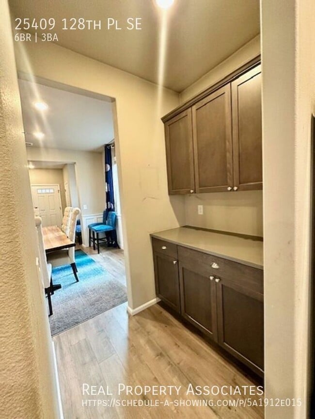 Building Photo - 25409 128th Pl SE