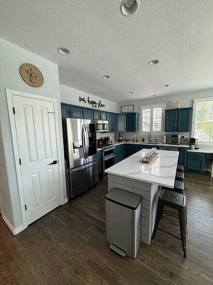 Building Photo - 4324 Timber Hollow Loop