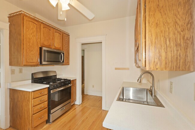 Building Photo - 2535 Aldrich Ave S