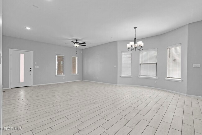Building Photo - 932 Texas Madrone Dr