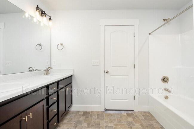 Building Photo - 16426 Bull Spring Rd