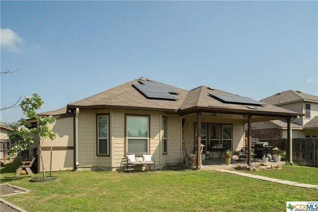 Building Photo - 5633 Briar Fld