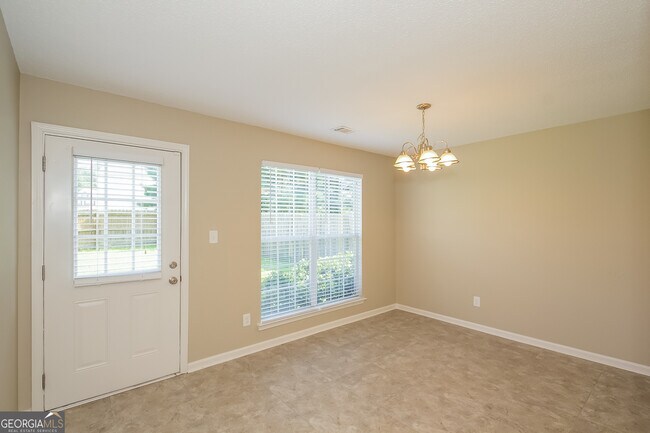 Building Photo - 1269 Creekview Cir