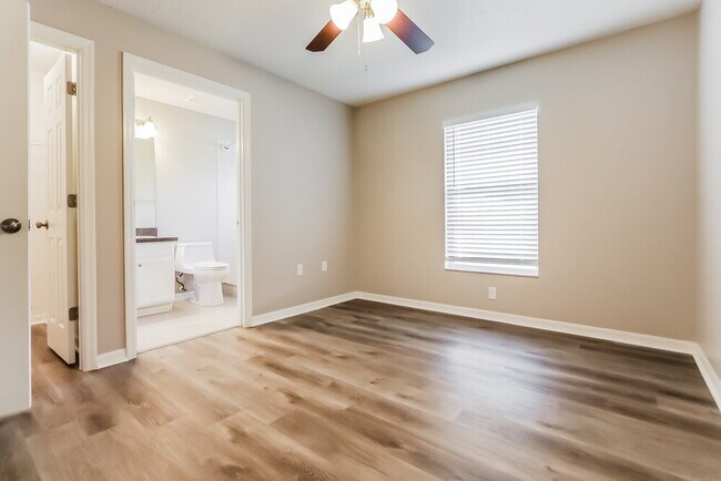 Building Photo - 11730 Lynn Brook Cir