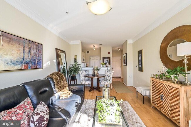 Building Photo - 1570 Spring Gate Dr.