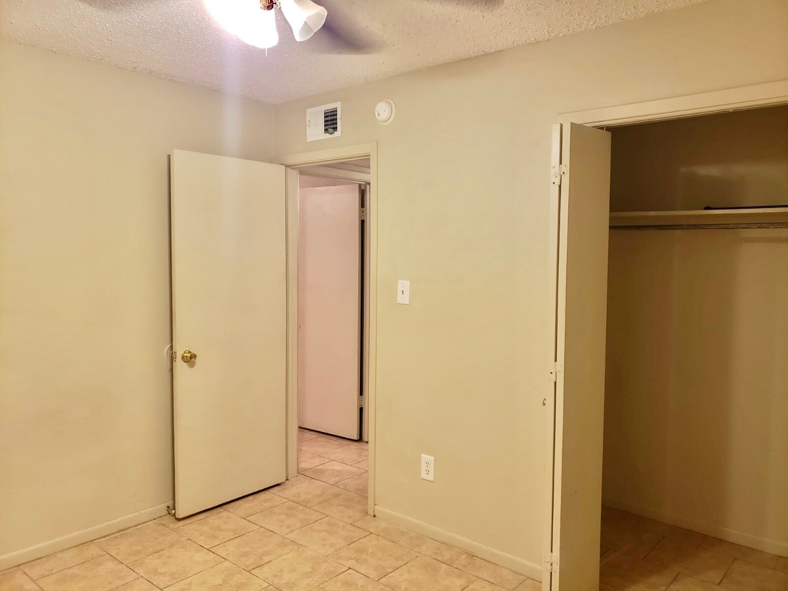 Bedroom 2 - 605 Lilac