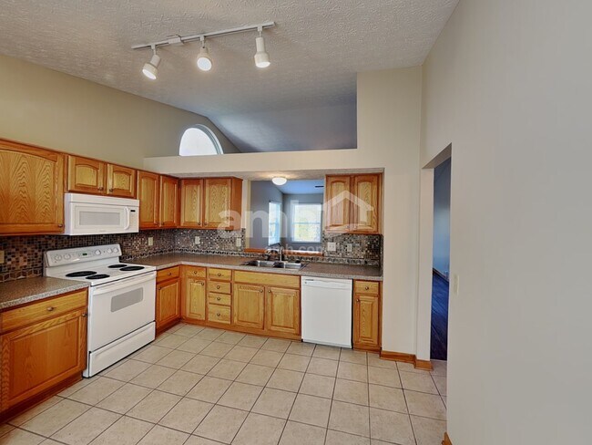 Building Photo - 7898 Antonio Ln