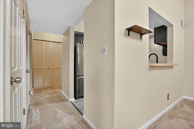 Building Photo - 5812 Orchard Hill Ct