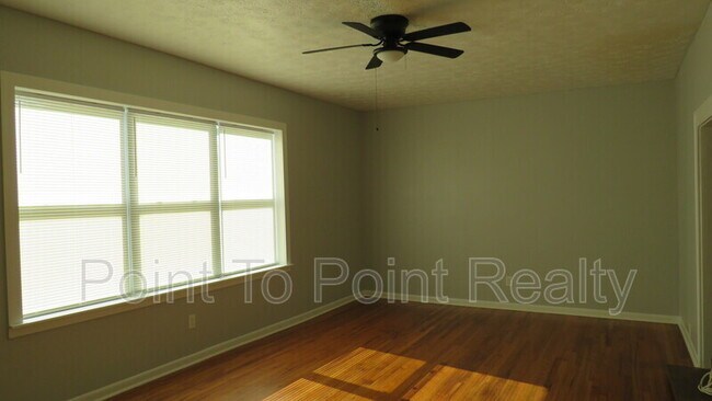 Building Photo - 1935 San Marco Blvd