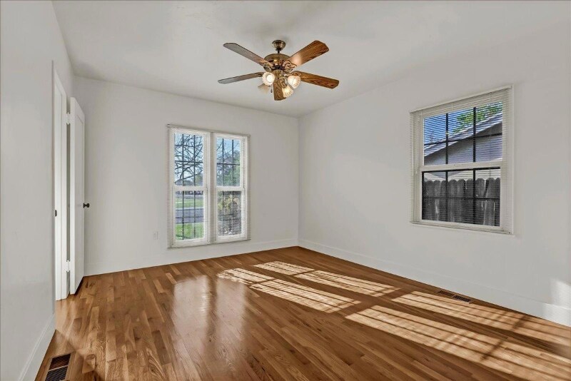 Building Photo - 1511 Middleton St