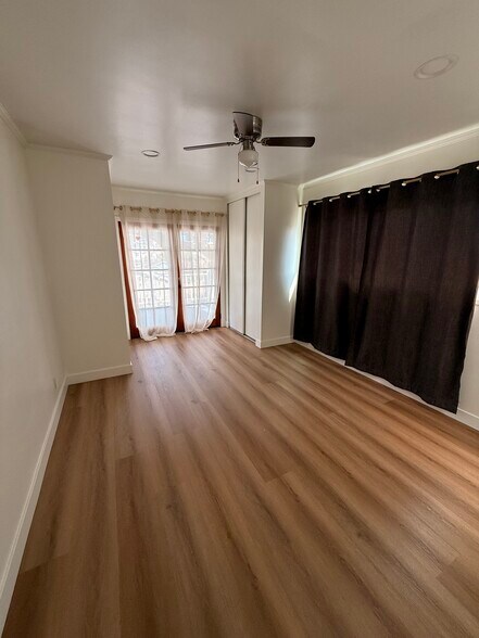 Master - 1919 Voorhees Ave
