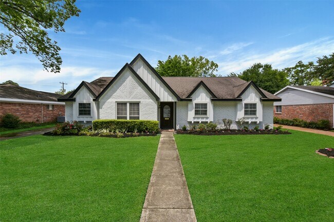 Primary Photo - 5946 Valkeith Dr