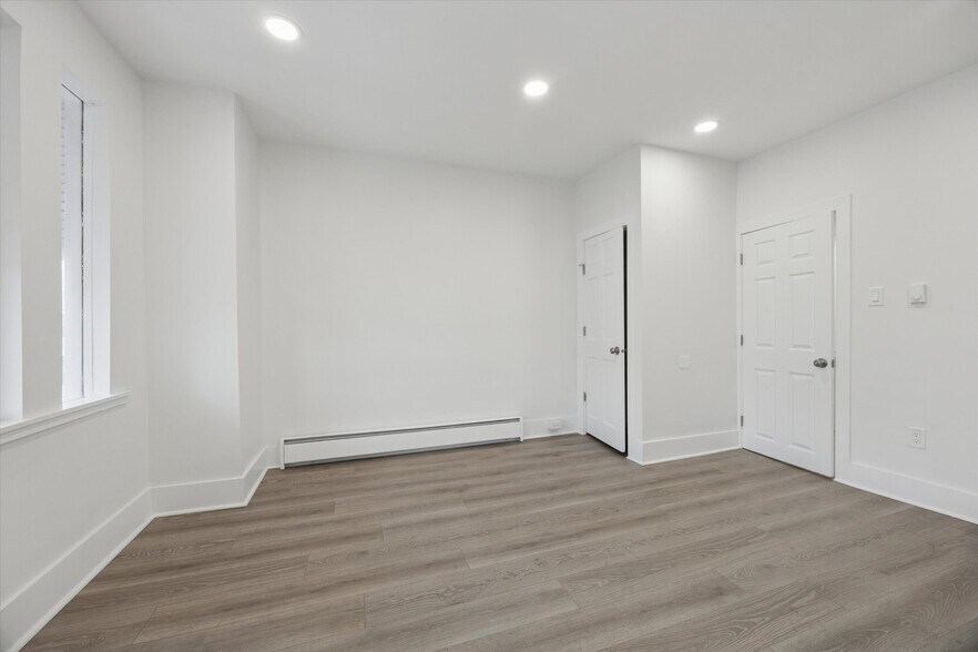 Building Photo - 3247 N Marston St
