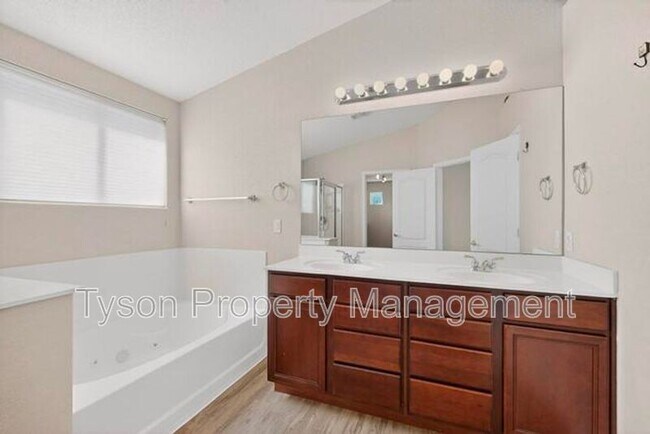 Building Photo - 8523 Waterford Pl NE