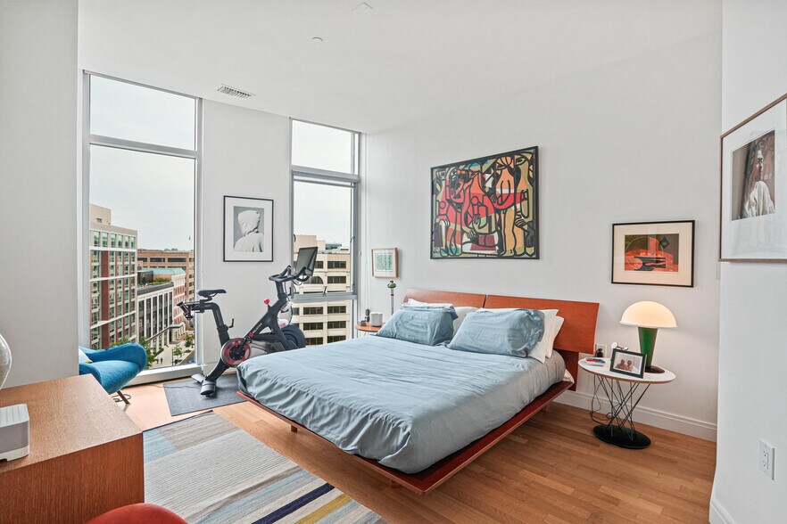 Primary bedroom - 1177 22nd St NW