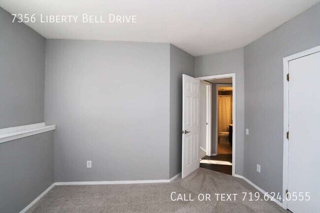 Building Photo - 7356 Liberty Bell Dr