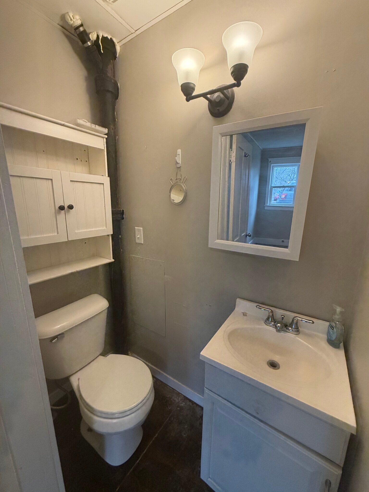 Building Photo - 134 Perry St