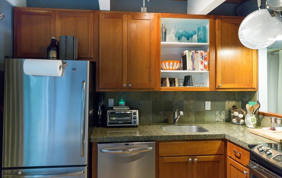 Building Photo - 5326 NW Innisbrook Pl