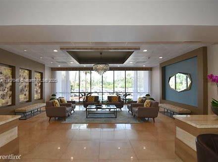 Building Photo - 3731 N Country Club Dr