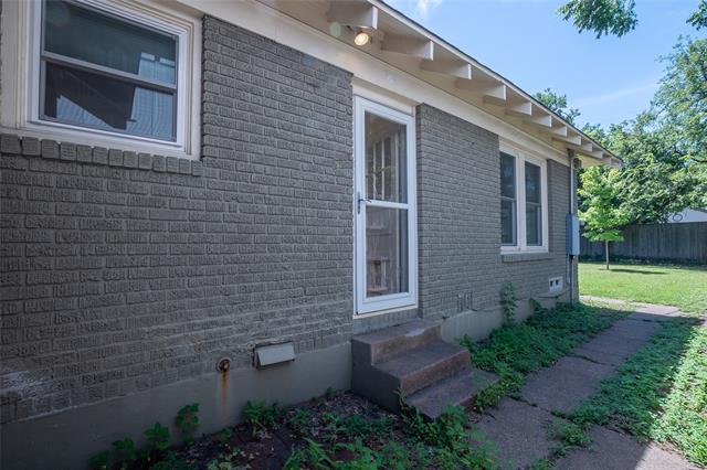 Building Photo - 5218 Vanderbilt Ave