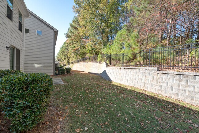 Building Photo - Beautiful Home in Prime Ballantyne Location