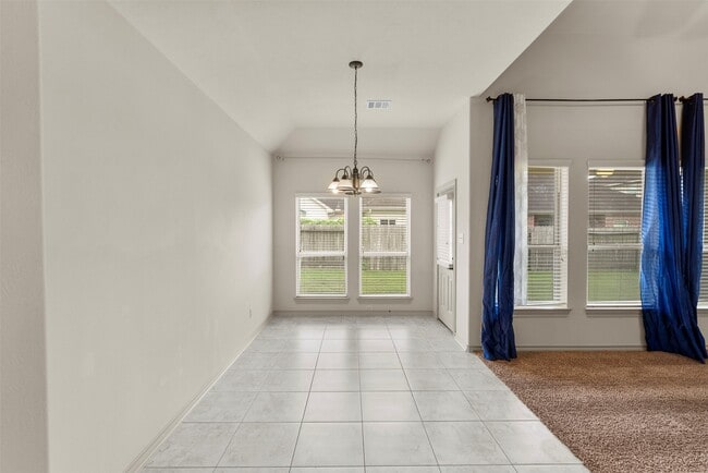 Building Photo - 2026 Argos Dr