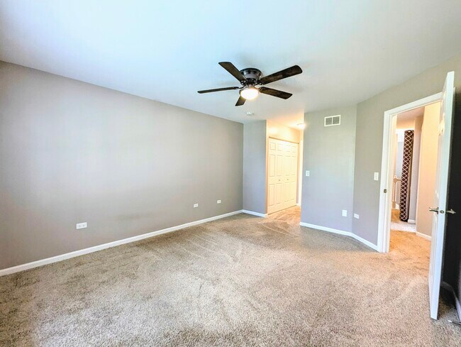 Main bedroom - 612 Chelsea Ct