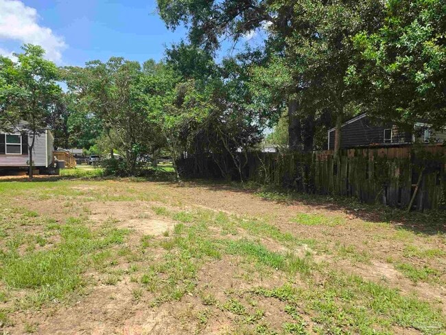 Building Photo - 8510 Pond Ave