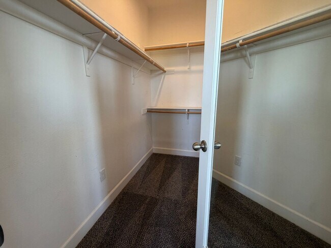Building Photo - 3122 Mowbray Way