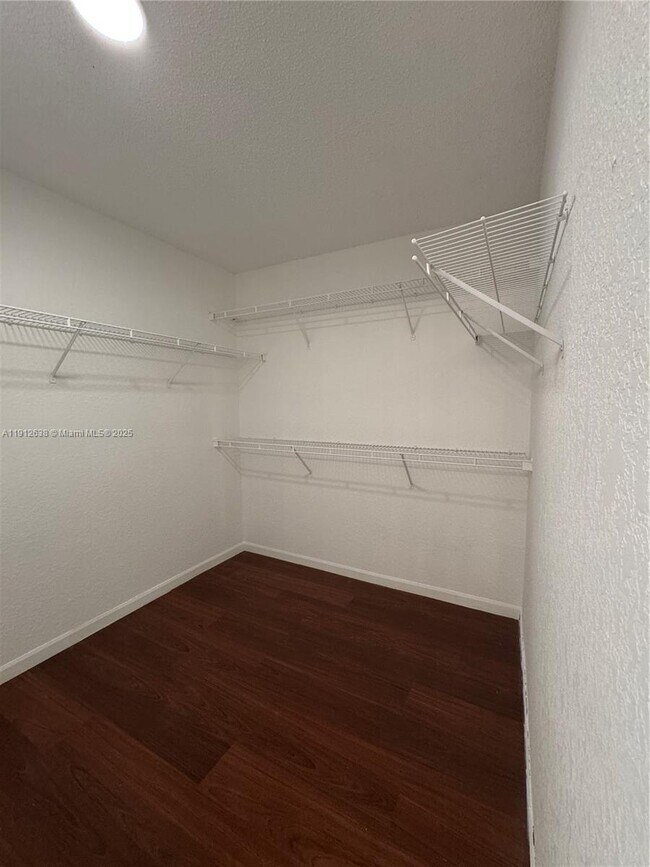 Building Photo - 16881 SW 1st Manor