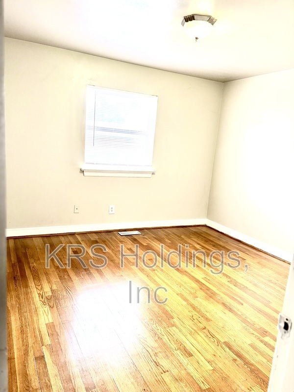 Building Photo - 5427 Remuda Dr