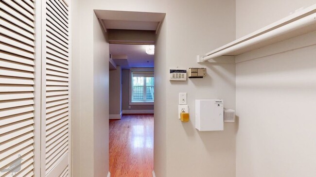 Building Photo - 2032 16th St NW