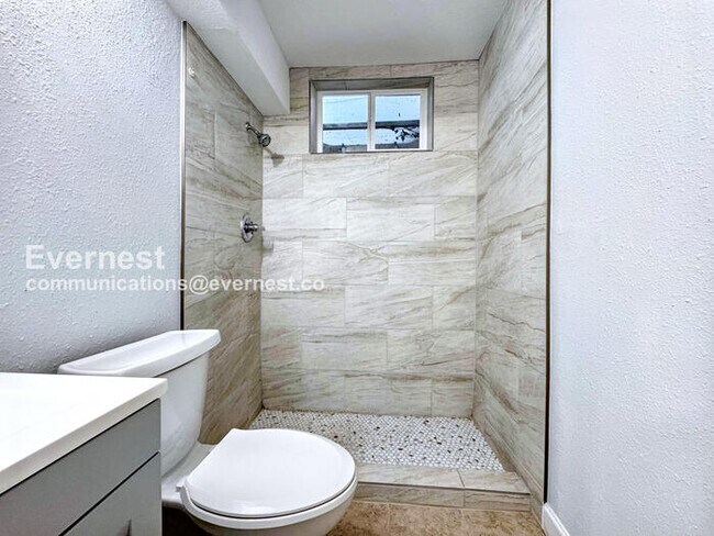 Building Photo - 6638 S Logan St