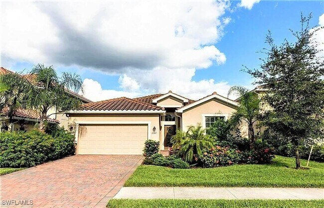 Primary Photo - 2382 Heydon Cir E