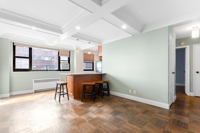 Building Photo - 6515 JFK Blvd E