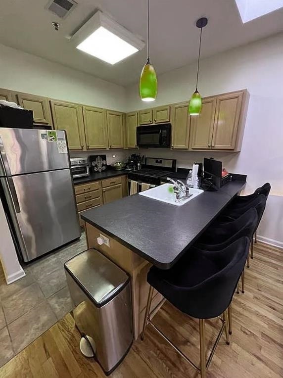 Building Photo - 608 Jefferson St