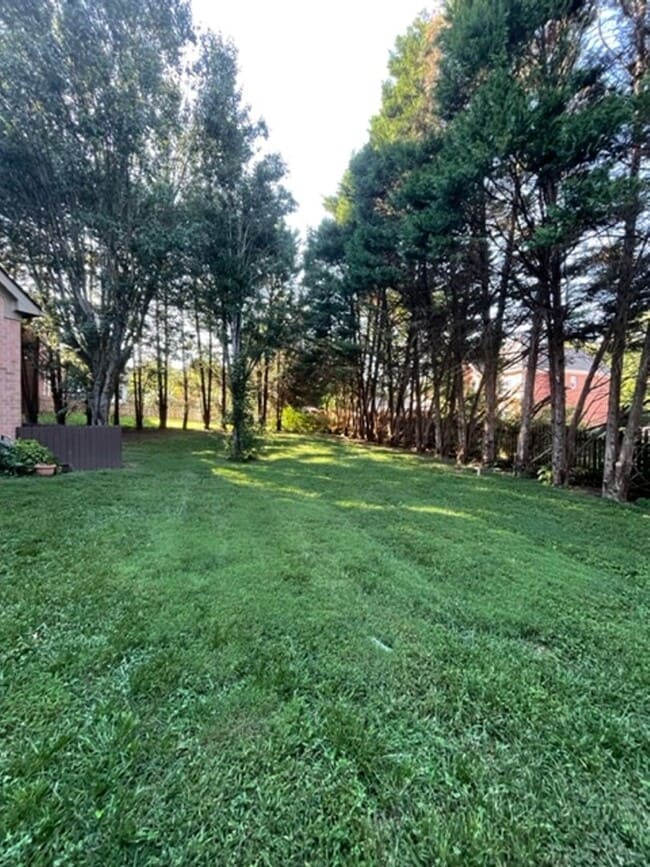 Building Photo - West Knoxville, Farragut 37934 - 4 bedroom, 3.5 bath, 2 Story Brick Home -Contact Debra Johnson (...
