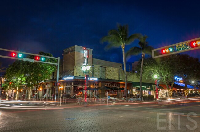 Building Photo - 250 NE 3rd Ave