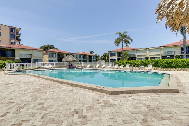 Building Photo - 6158 Palma Del Mar Blvd S